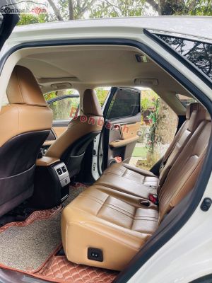 Xe Lexus RX 200t 2016