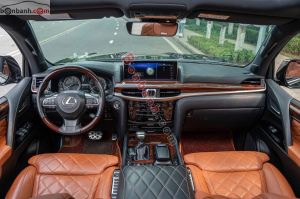 Xe Lexus LX 570 Super Sport 2018
