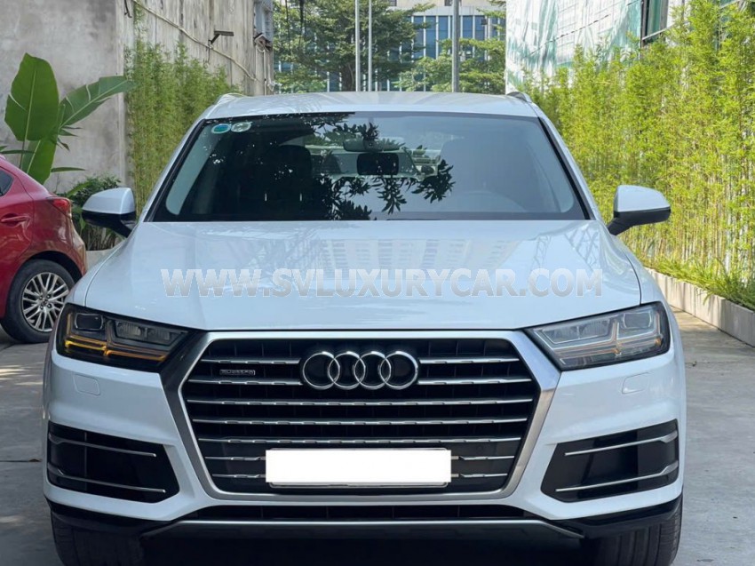 Audi Q7 3.0 AT