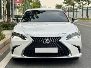Xe Lexus ES 250 2022