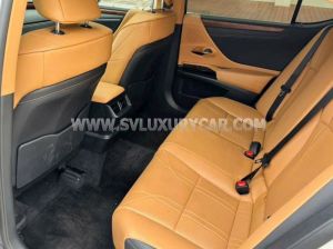 Xe Lexus ES 250 2022