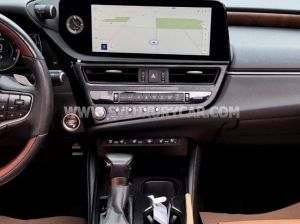 Xe Lexus ES 250 2023