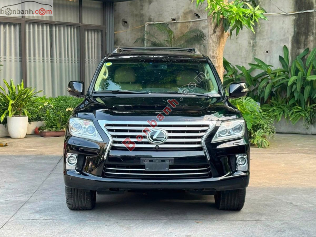 Lexus LX 570 2013