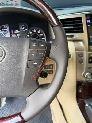 Xe Lexus LX 570 2013